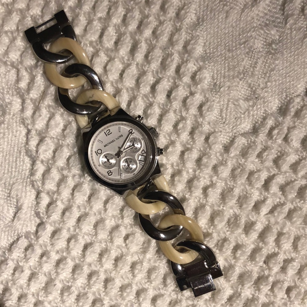 Wrist watch